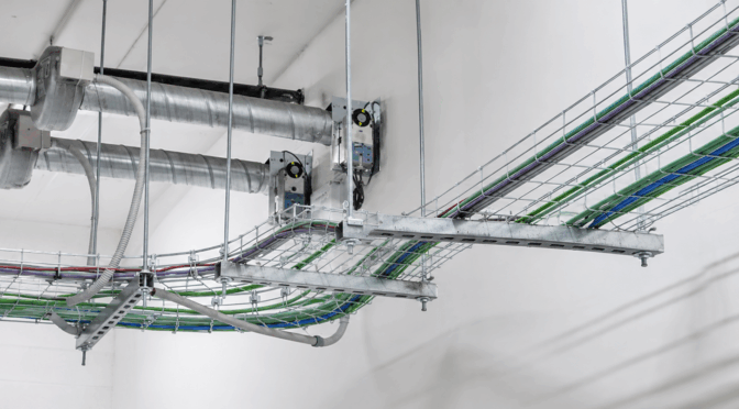 Chemin de câbles : comment le choisir et réussir son installation électrique ?